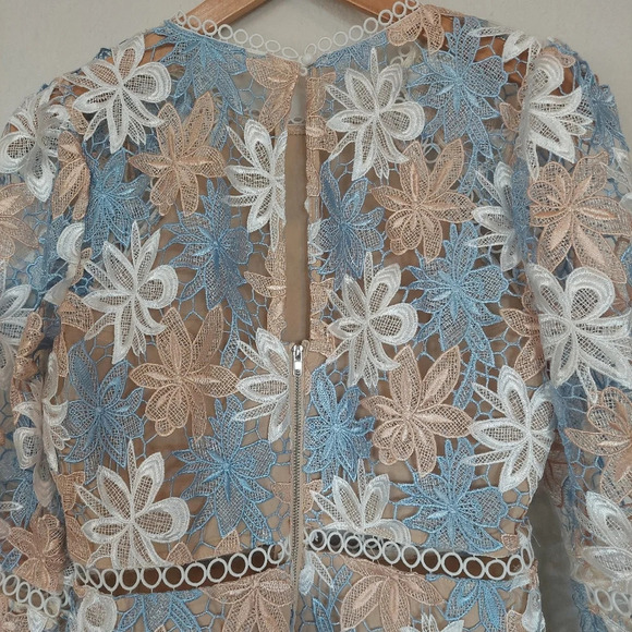 Just Me Miriam Full-Sleeve 3D Lace Floral Dress Size Small - Picture 8 of 13